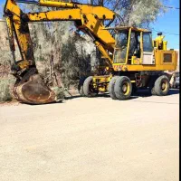 بیل مکانیکی|خودرو سنگین|یزد, |دیوار