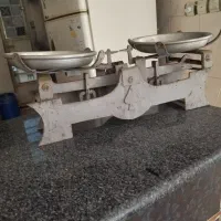 ترازو قدیمی