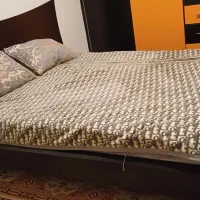 تخت دونفره