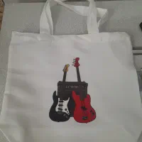 توت بگ|کیف، کفش، کمربند|شیراز, دست خضر|دیوار