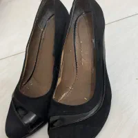 کفش پاشنه دار