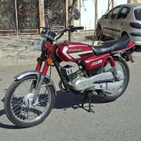 سوزوکی ۱۰۰ سالم تمیز