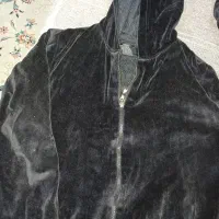 سویشرت مشکی مخمل مناسب ۹تا ۱۵ سال