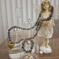 گردنبند و دستبند سنگی
