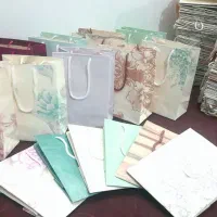 پاکت پول و سکه  و ساک هدیه و جعبه