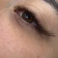 اکستنشن مژه لیفت و لمینت مژه و ابرو