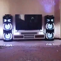 میز تلویزیون در حد نو