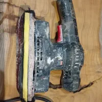 تعدادی لوازم نجاری ‌،