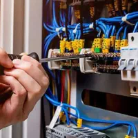 تاسیسات برق ساختمان و صنعتی