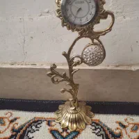 ساعت برنزی