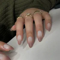 کاشت ناخن و مژه ، پیرسینگ،بافت مو تخفیف خورد|خدمات آرایشگری و زیبایی|اردبیل, |دیوار