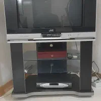 تلویزیون ۲۹ جی وی سی با میز