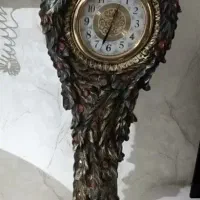 ساعت ایستاده