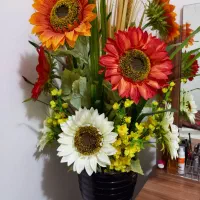 گل وگلدان مصنوغی