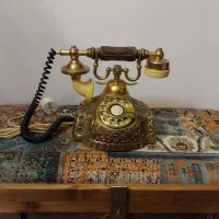 تلفن سلطنتی کمیاب قدیمی اصلی ژاپنی درحد نو|تلفن رومیزی|تهران, جنت‌آباد مرکزی|دیوار