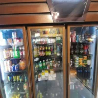 یخچال ۳درب بدنه چوب نما بسیار شیک تمیز ۶طبقه فندار