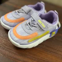 کتونی بچگانه کاملا نو