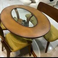 میز ناهار خوری بسیار شکیل برند فاما