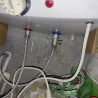 لوله کشی آب و فاضلاب ونصب شیرآلات