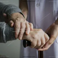 نگهداری و تنها نبودن سالمند