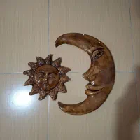 مجسمه دیوارکوب ماه و خورشید