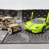 ماشین اسباب بازی سالم و نو