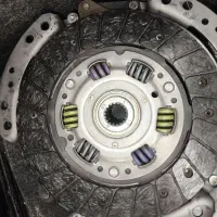 دیسک و صفحه Valeo ۴۰۵ در حد و رادیاتور