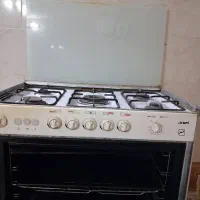 فروش اجاق گاز فر دار ۵ شعله|اجاق گاز و لوازم برقی پخت‌وپز|شاهین‌شهر, خانه کارگر|دیوار