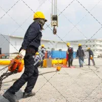 کارگر وبنا جهت کار درنیروگاه خنداب