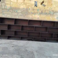 قفس چوبی دیواری  ویترین مغازه