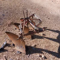 گاو آهن|ابزارآلات|سریش آباد, |دیوار