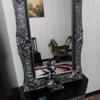 اینه با میز