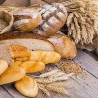 نیازمنده فروشنده خانوم