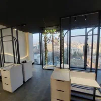 منشی خانم برای سالن زیبایی