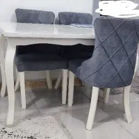 میز غذاخوری