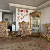 مبل ۹ نفر و ویترین