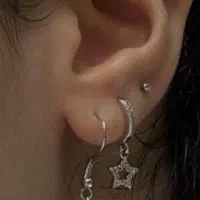 پیرسینگ صورت و بدن،میکرودرمال