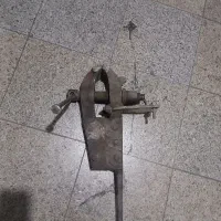 گیره بزرگ کاشتنی آهنی