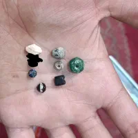 مهره و اشیا قدیمی|کلکسیون اشیاء عتیقه|ایذه, |دیوار