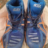 کفش والیبال