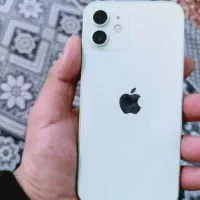 آیفون ۱۲ نرمال در حد آگ
