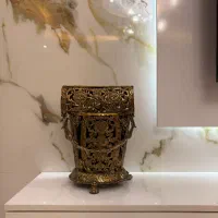 ست جادستمال کاغذی و سطل همراه ساعت دیواری برنج