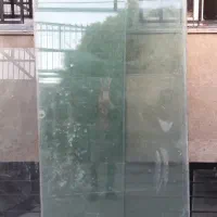 شیشه سکوریت 10 میل در حد نو (متراژ بالا)