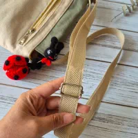 کیف پیاده روی کفشدوزکی با عروسک گردن دراز|کیف، کفش، کمربند|شیراز, سینما سعدی|دیوار