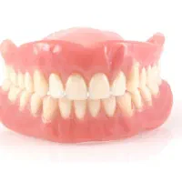 ساخت دندان مصنوعی