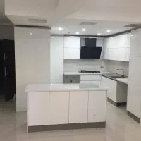 آپارتمان ۱۱۰متر دوخواب بر خیابان منوچهری غربی