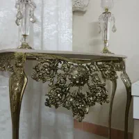 میز و شمعدان