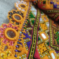 کریشی شیک|لباس|خاش, |دیوار