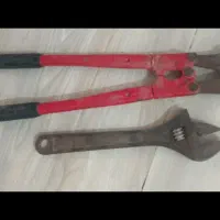 انبر سیم بکسل و آچار فرانسه