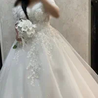 لباس عروس شاین دار به همراه تاج و دستکش|لباس|لنگرود, |دیوار